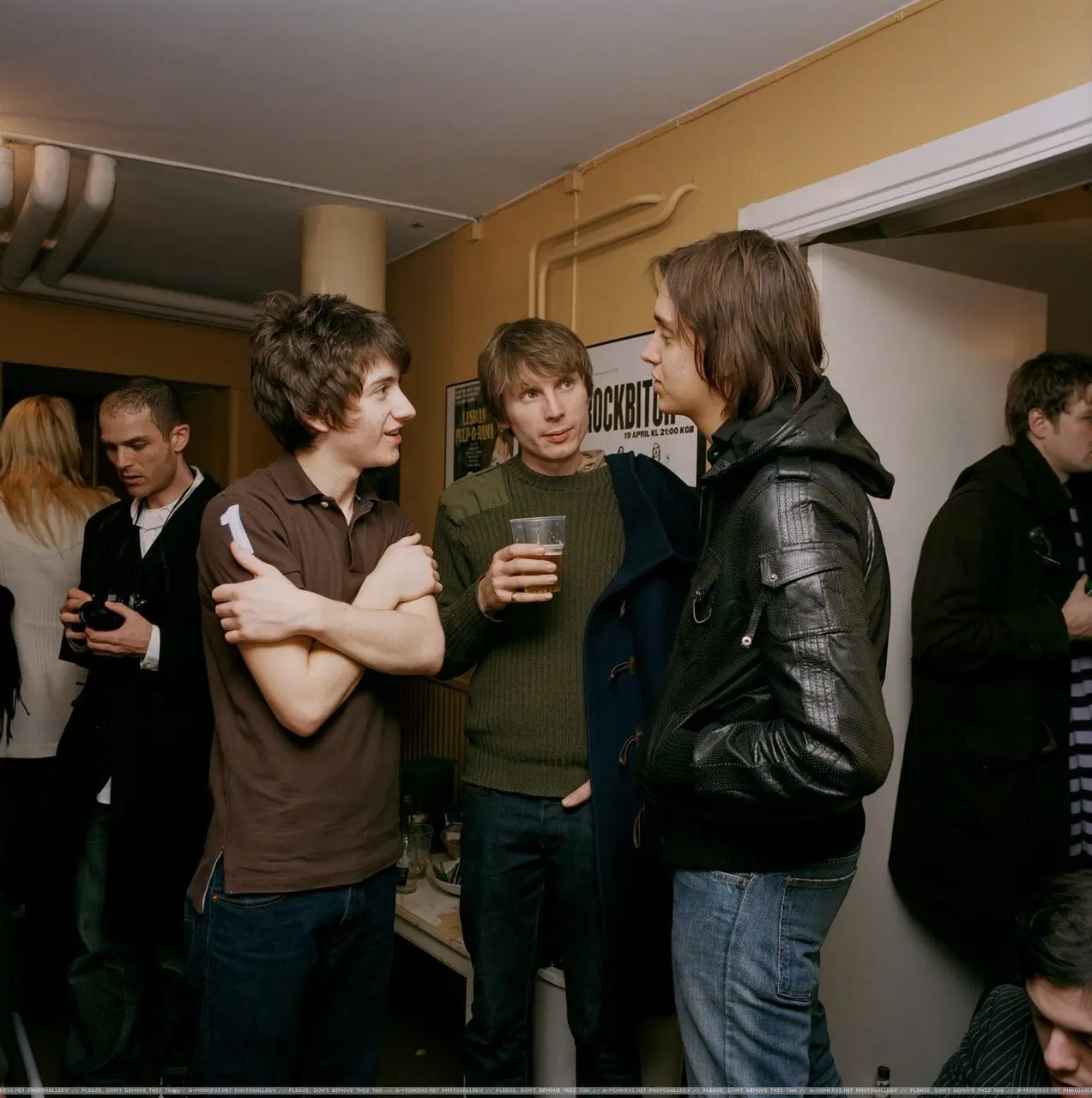 Él sólo quería ser uno de ellos: Arctic Monkeys coverea ¿Is This It?' de The Strokes